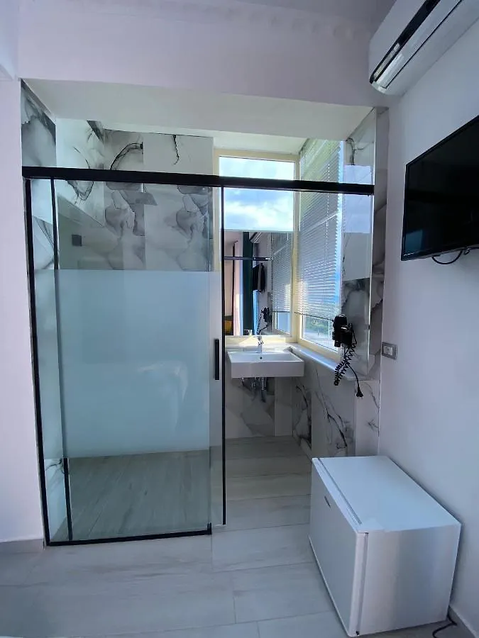 Hotel Kristal Borsh 0*,  Albania