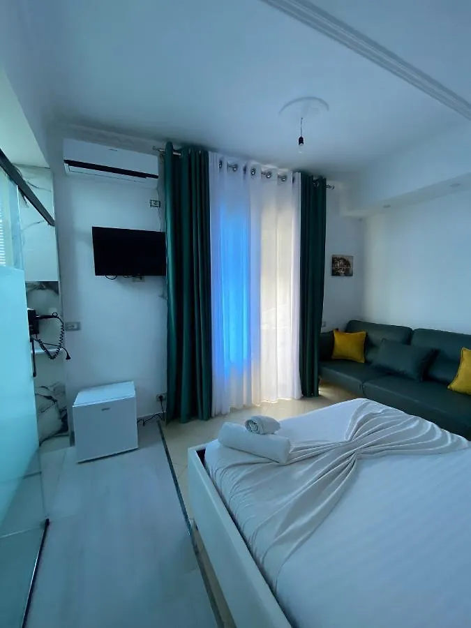 Hotel Kristal Borsh