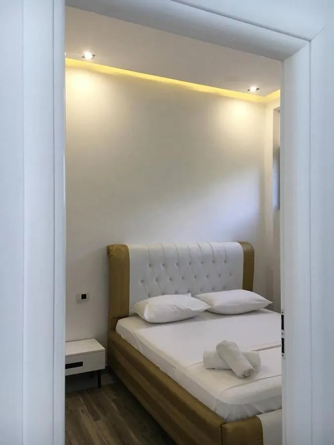 Hotel Kristal Borsh