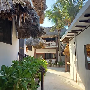 casa-sofia-holbox.quintano-roohotels.com/